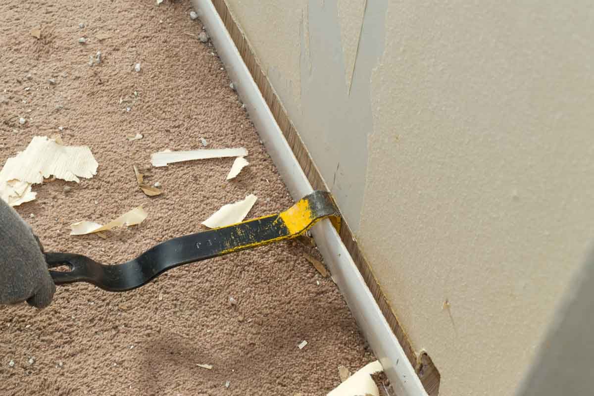 Removing Baseboards 