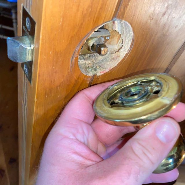 Install Second New Knob