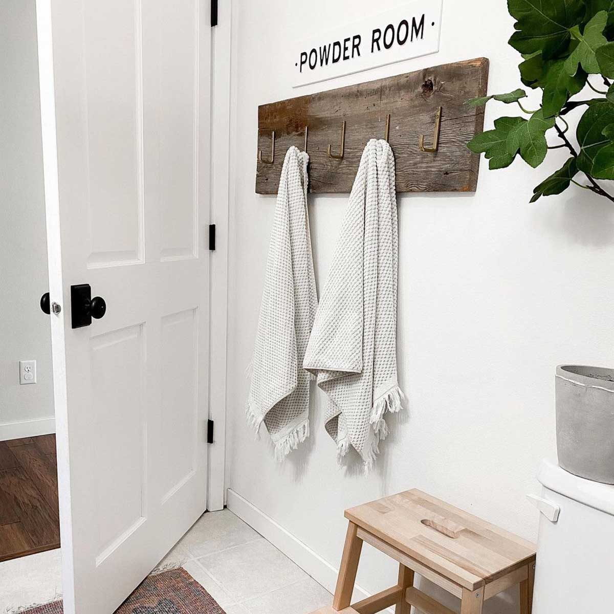farmhouse bathroom