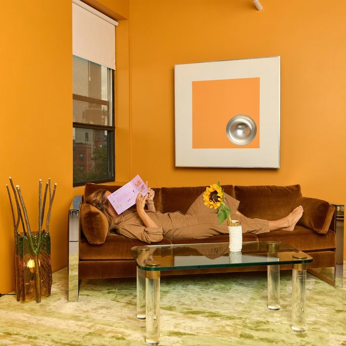 Color Of The Year Via Backdrophome.com