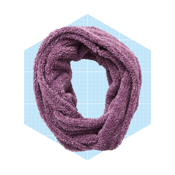 Womens Plush Sherpa Infinity Scarf Ecomm Via 32degrees.com