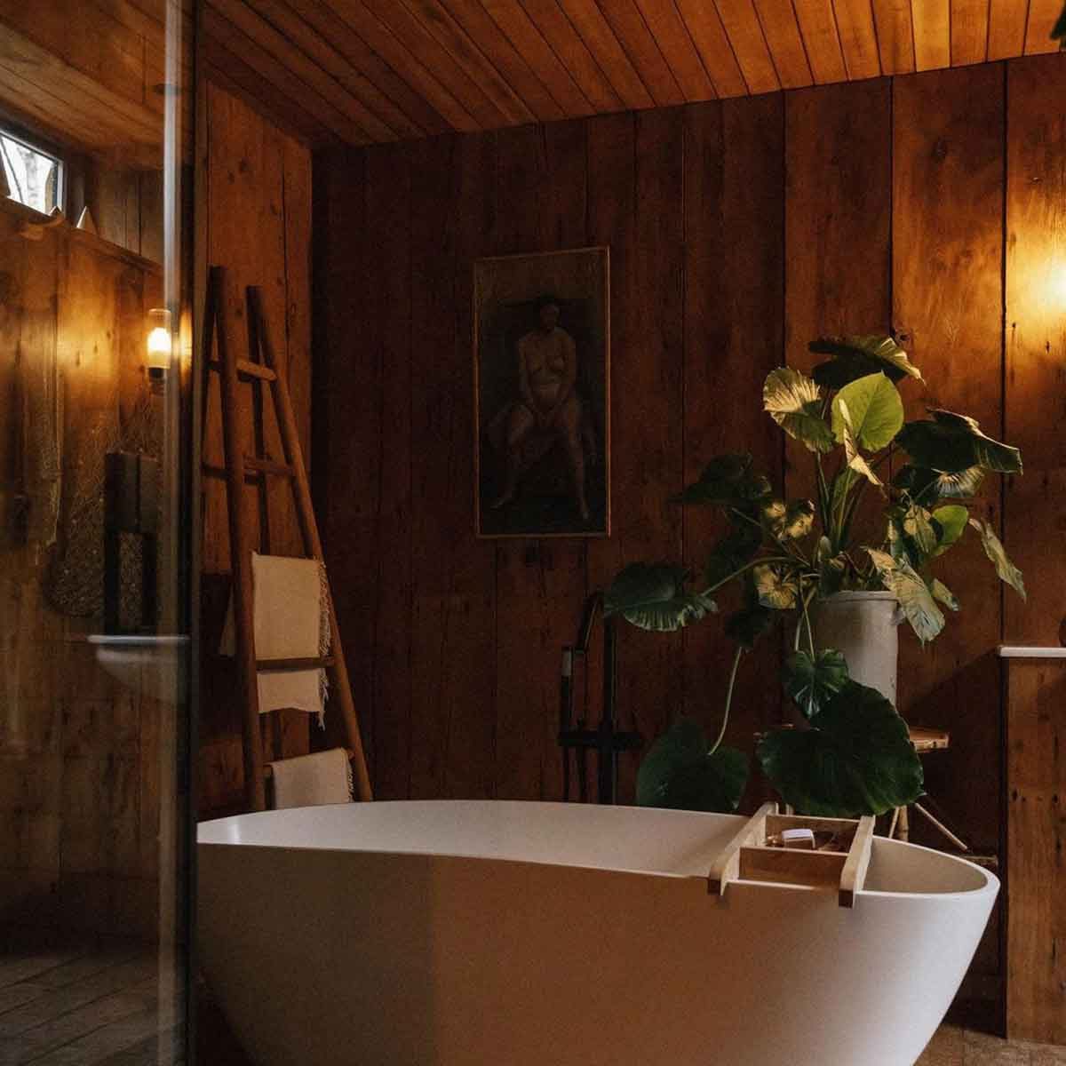 spa bathroom bath tub