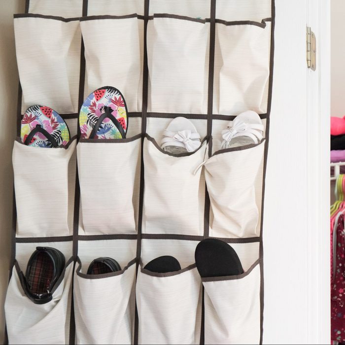 over the door storage pockets for dorm closets