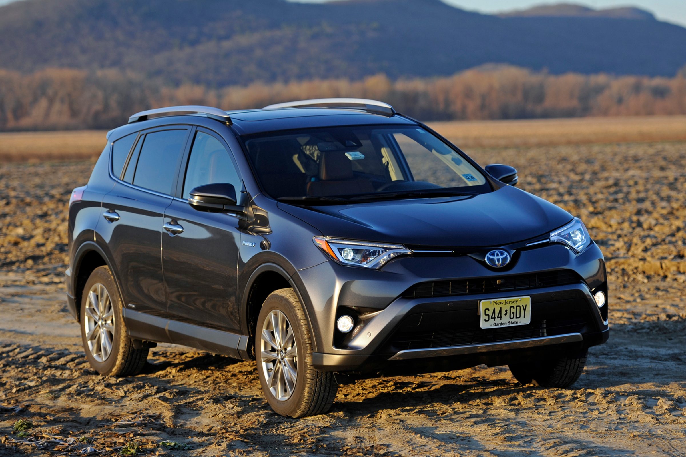 Toyota Rav4 Hybrid Xse