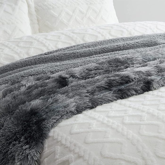 Faux Fur Throw Blanket