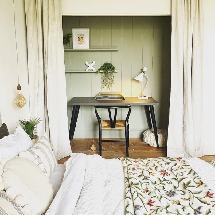 Cotton And Zinc Instagram Desk