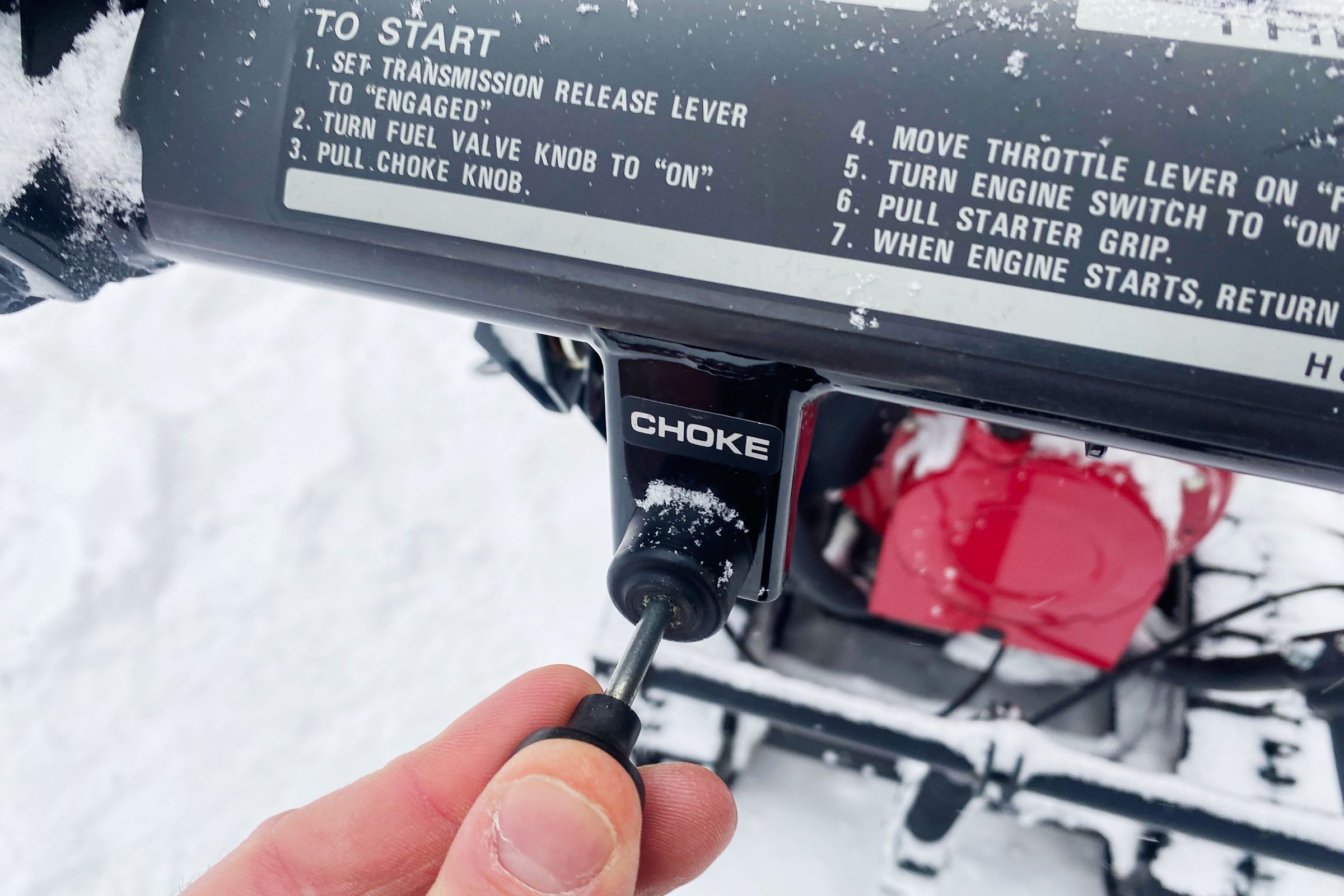 Close Choke on the snow blower