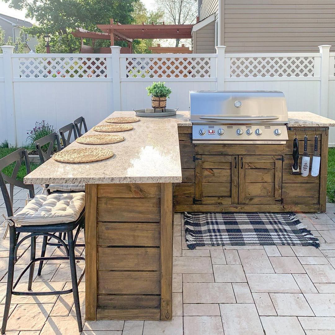 L Shaped Outdoor Kitchen Bar Idea