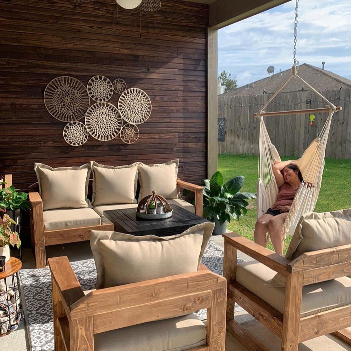 Diy Outdoor Furniture Set Courtesy Paula.fagiani Instagram