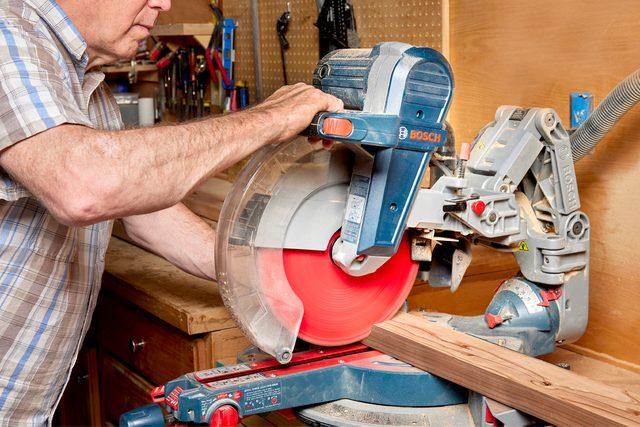 Fh22sep 620 56 001 How To Build A Simple Gardening Bench