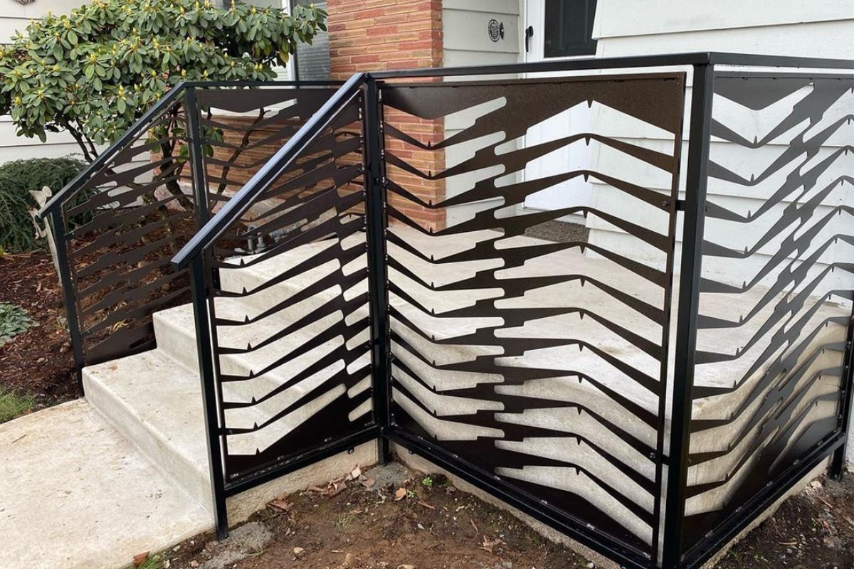 Laser Porch Railing Courtesy @metalwoodpdx Via Instagram