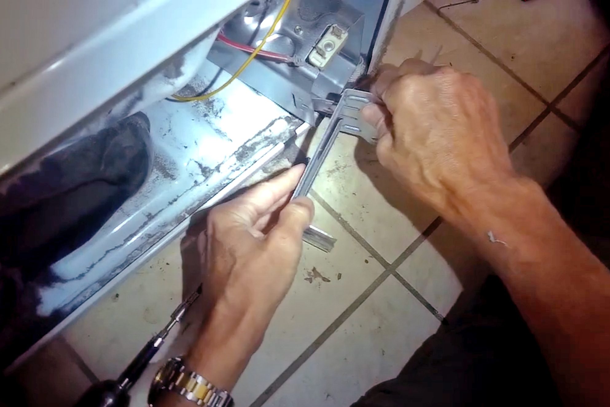 Install New Hi Limit Fuse Scott The Fix It Guy