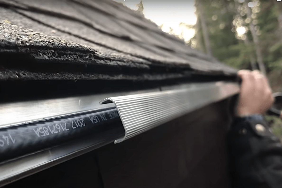 Install edge-cutting heating cables