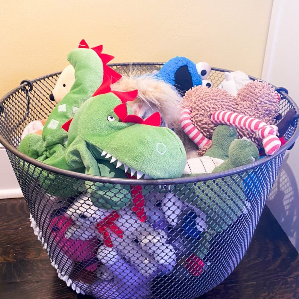 One In, One Out Basket Courtesy @sunnyspacesllc Via Instagram