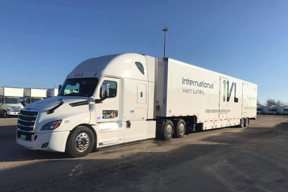 International Van Lines moving truck