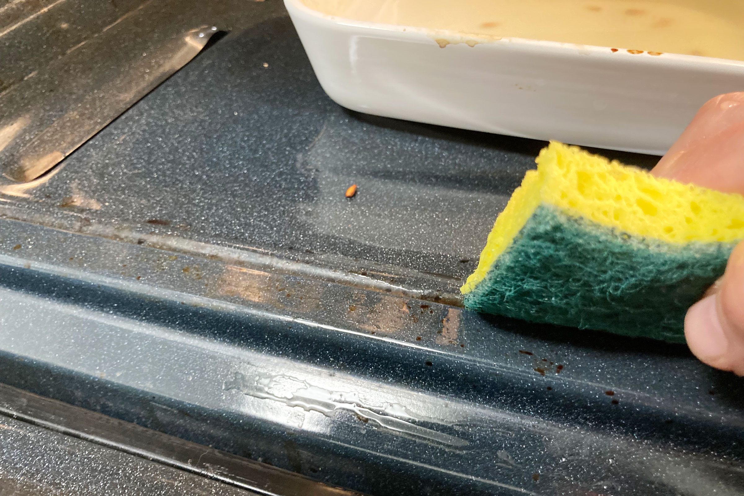 Scrub Oven With Sponge Ally Childress For Fhm Jvedit