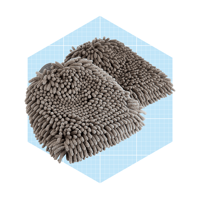 Amazon Basics Deluxe Microfiber Car Wash Mitt Ecomm Via Amazon.com