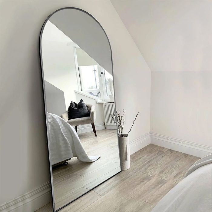 arch mirror