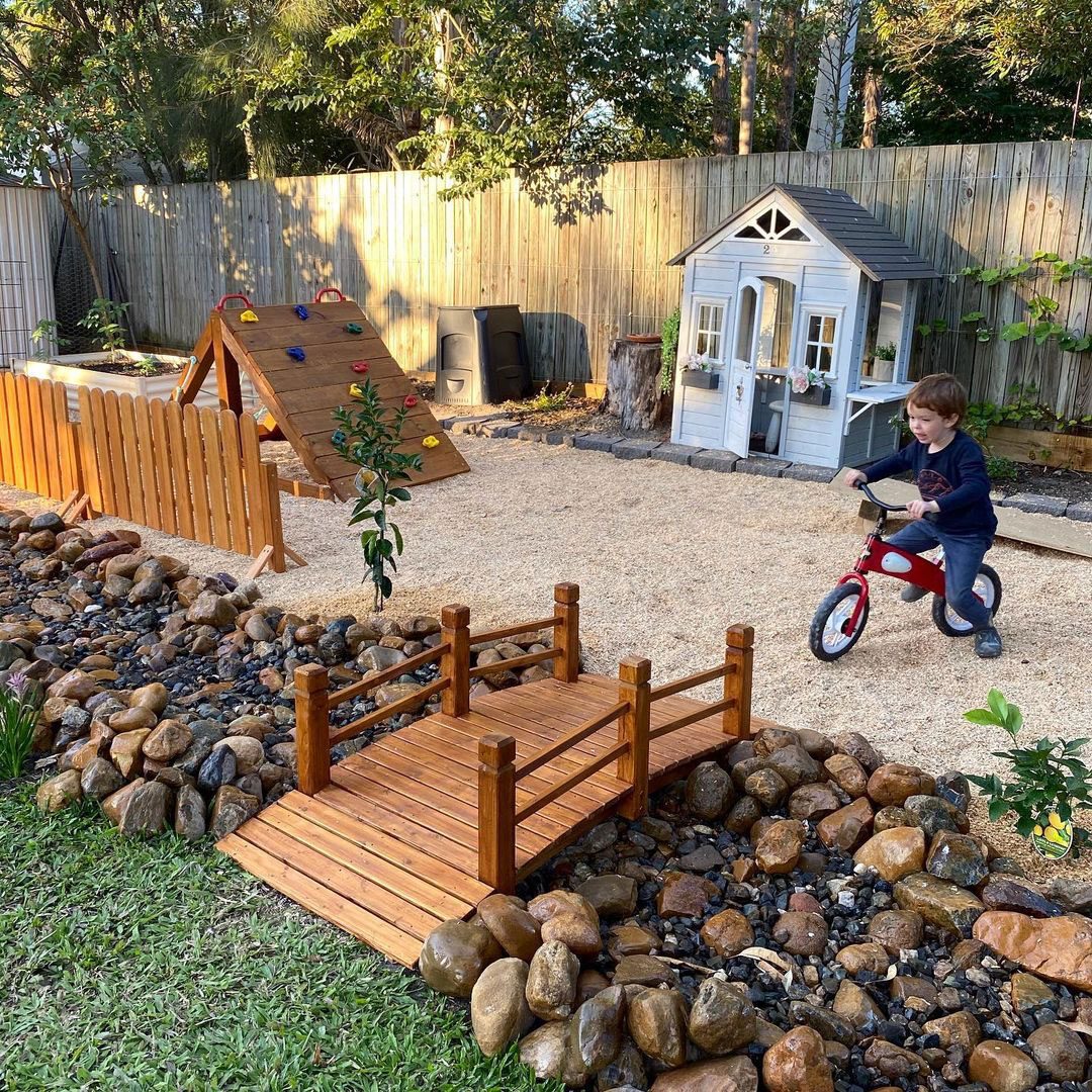 Play Yard Dry Creek Bed