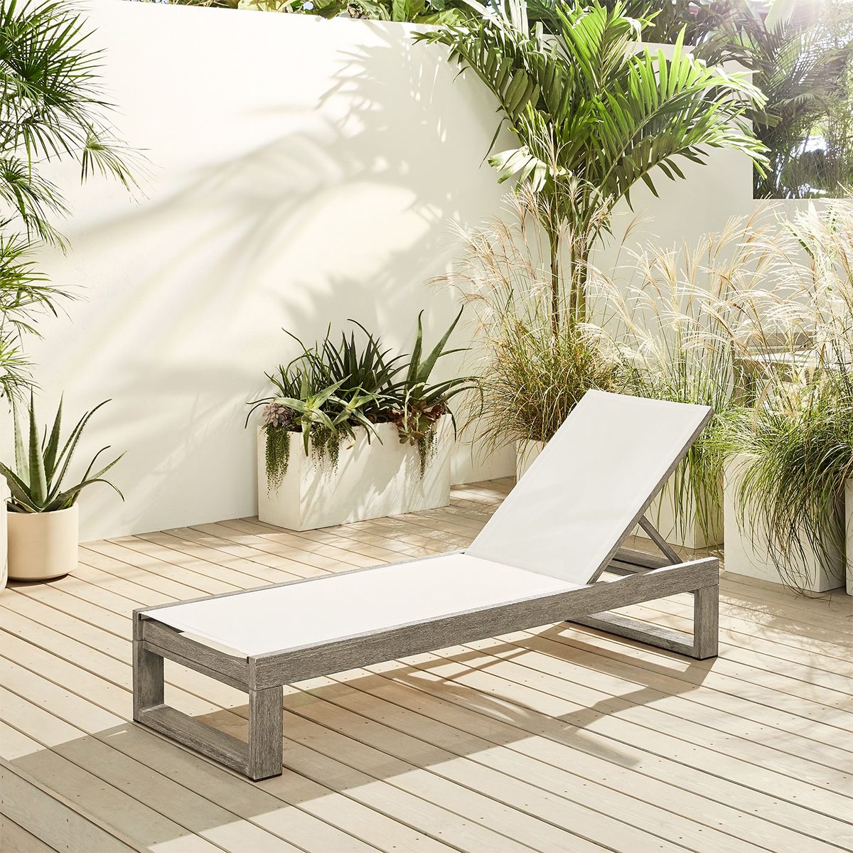 Portside Outdoor Textilene Lounger