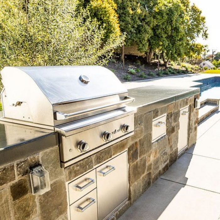 Stone Island Courtesy @threepoppiesphotography Via Instagram