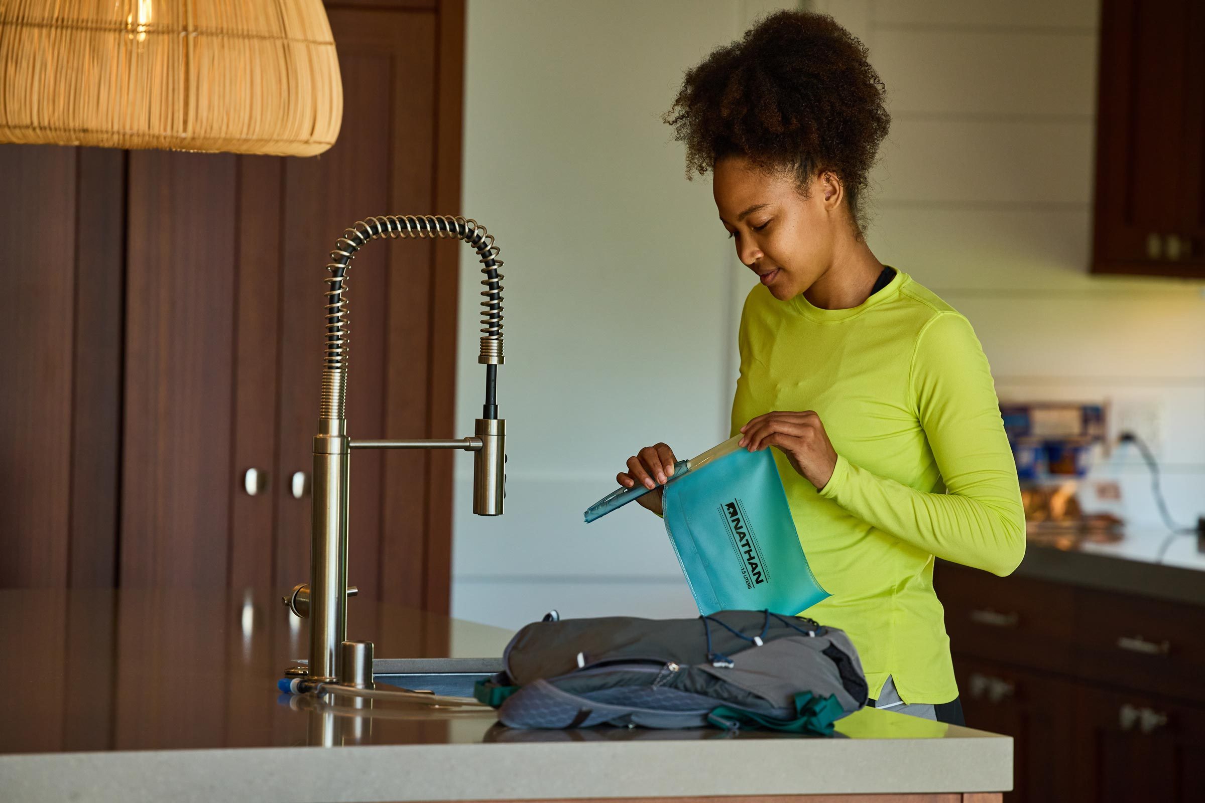 cleaning a water bladder