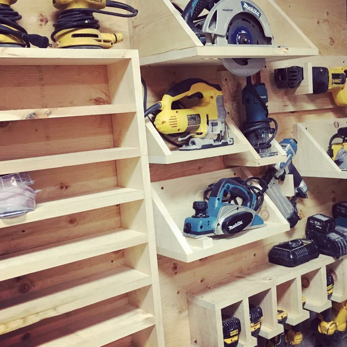 Custom Tool Shelf Courtesy @puravidawoodco Via Instagram