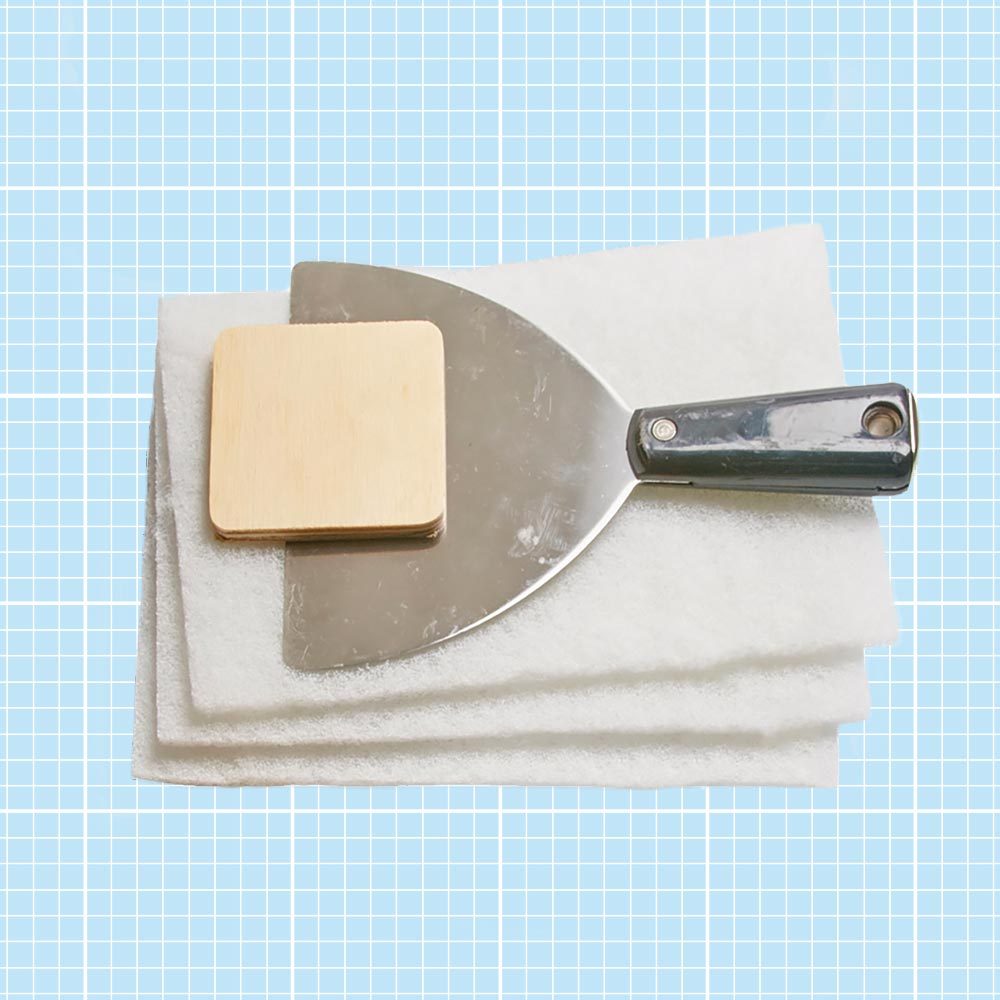 Furniture-friendly scrappers/Abrasive pad