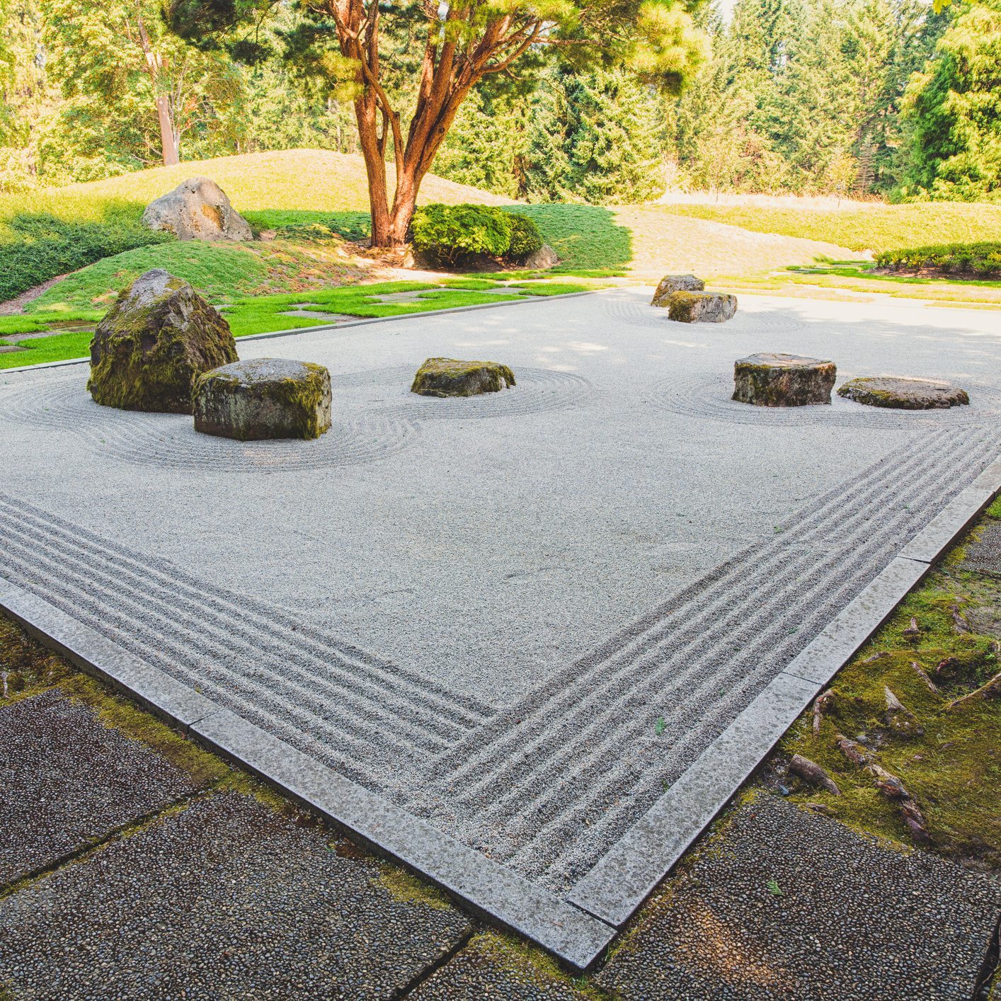 White Sand and Rocks Zen Garden