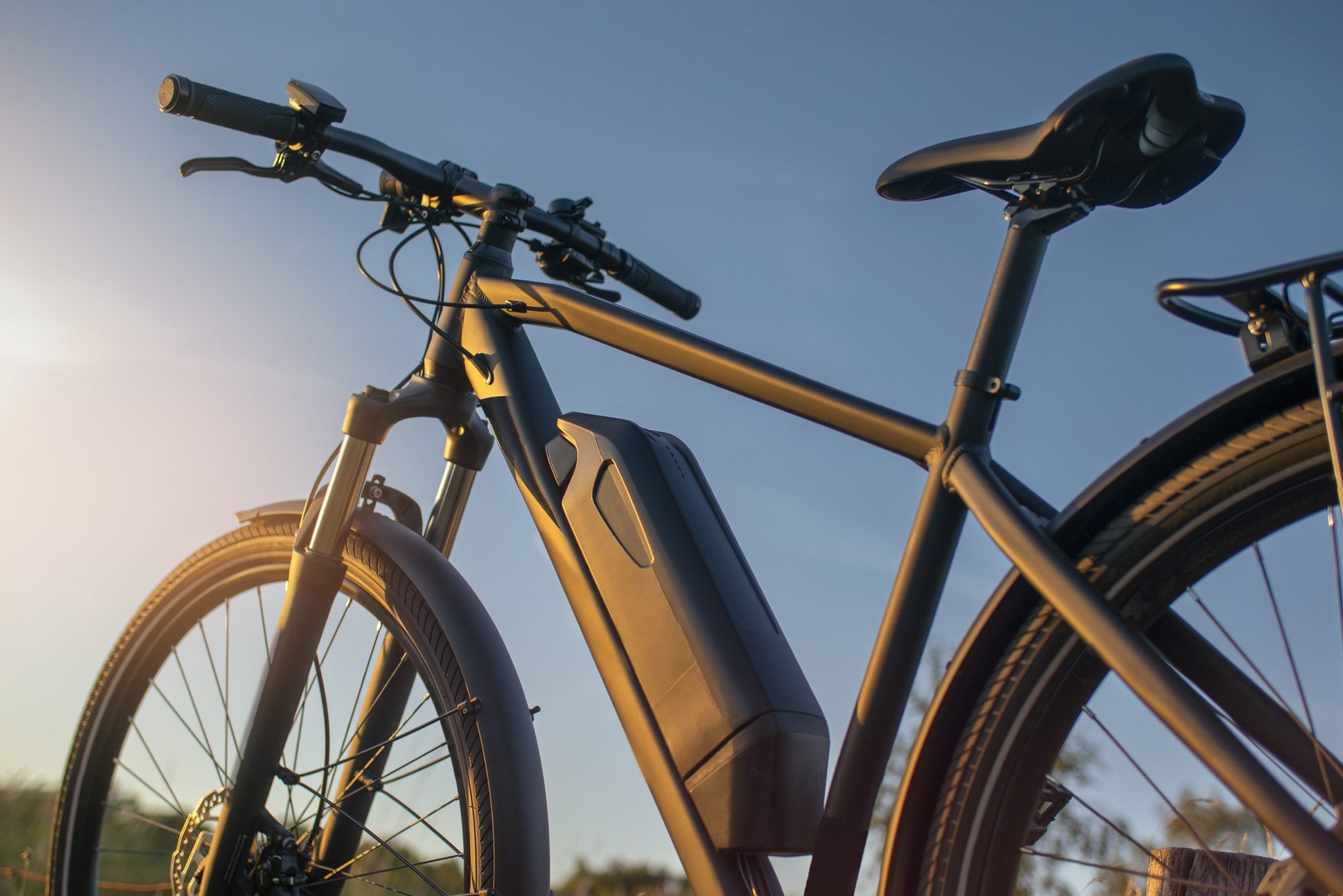 E-bike battery in the heat of the sun