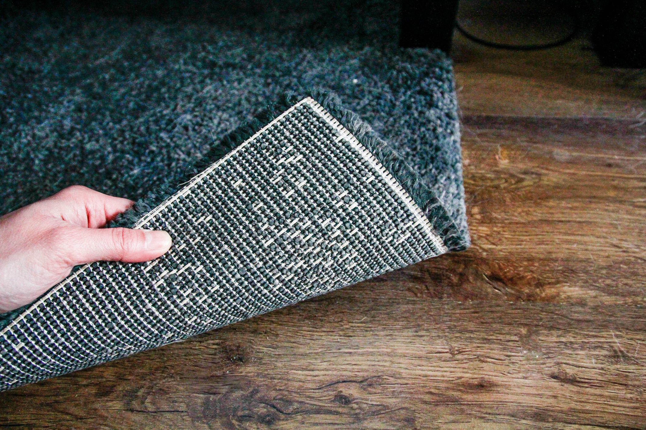 7 Ways To Flatten a Rug