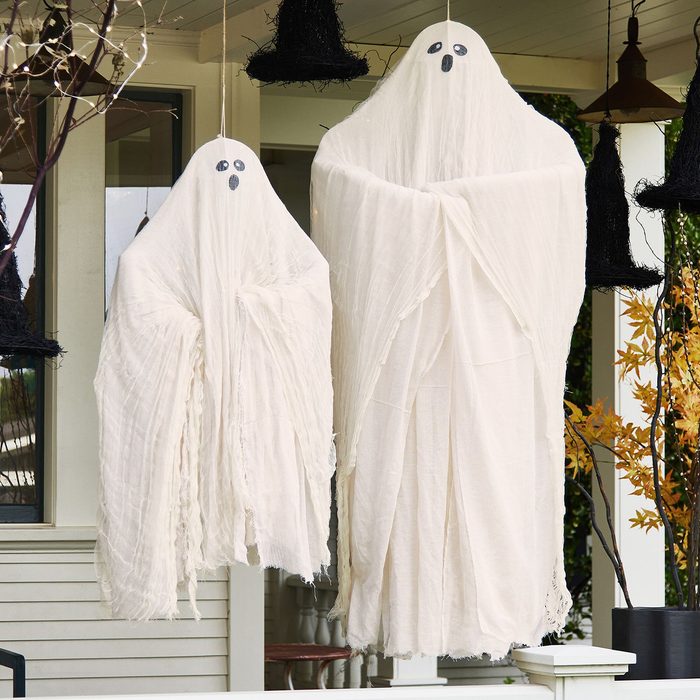 Light Up Hanging Ghosts