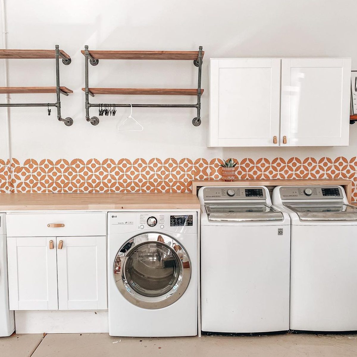 Boho Laundry Room Courtesy Onteallane Poplollyco