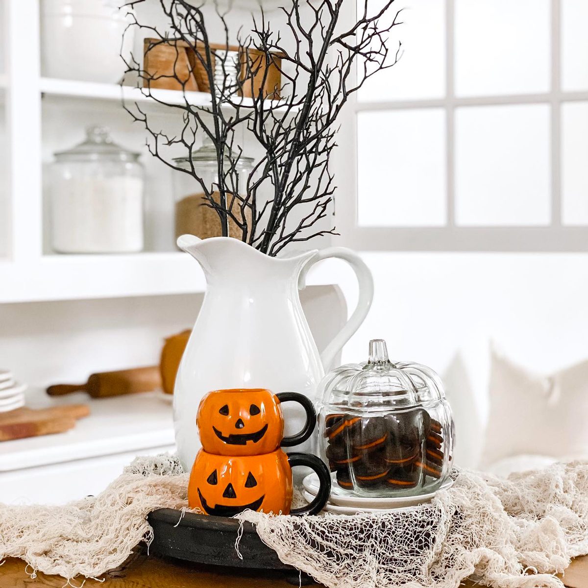 Cheerful Halloween Centerpiece Courtesy My.simple.little.home Instagram