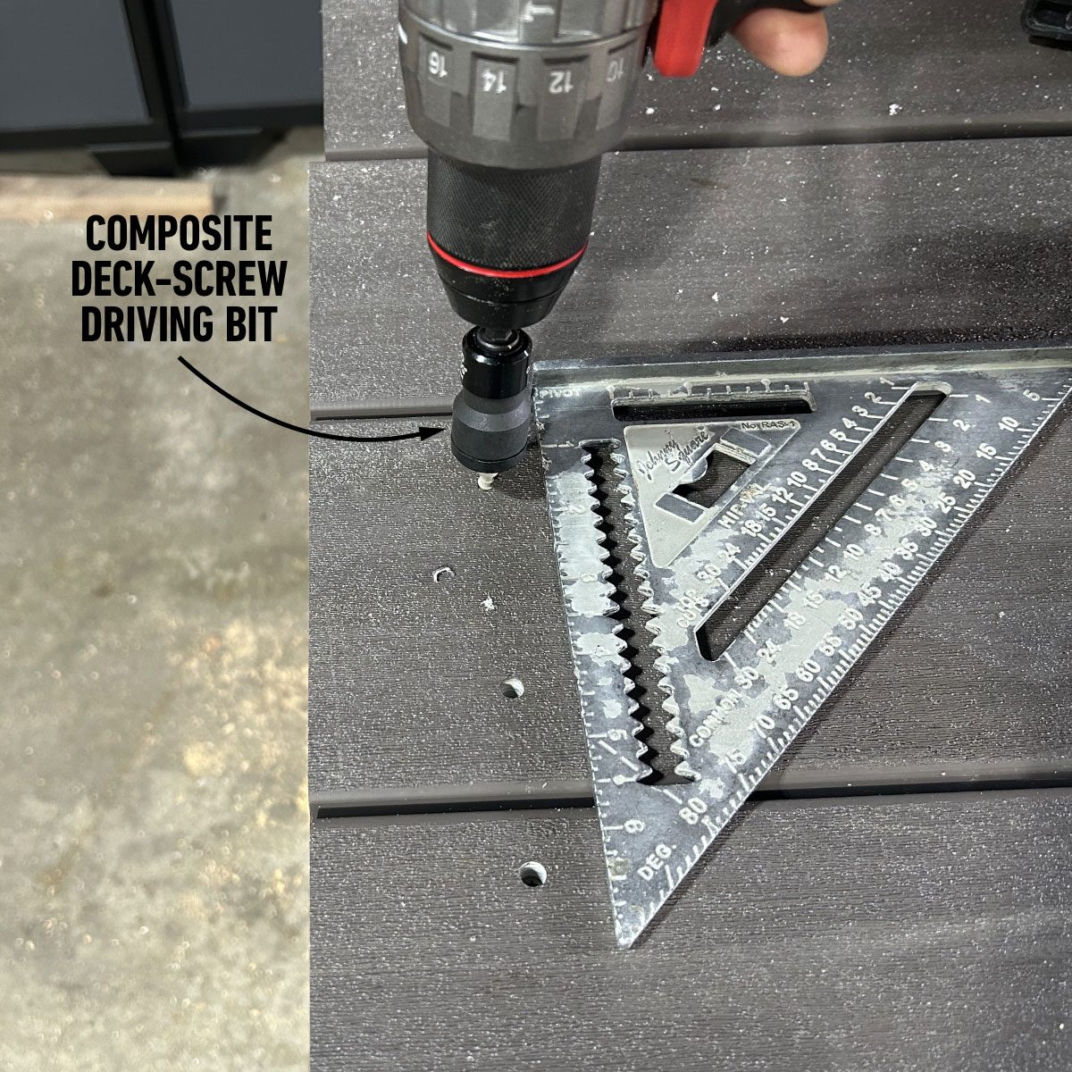 Fhmpp23 Mb 09 07 Patiotable 14 How To Build A Diy Patio Table Fasten The Top