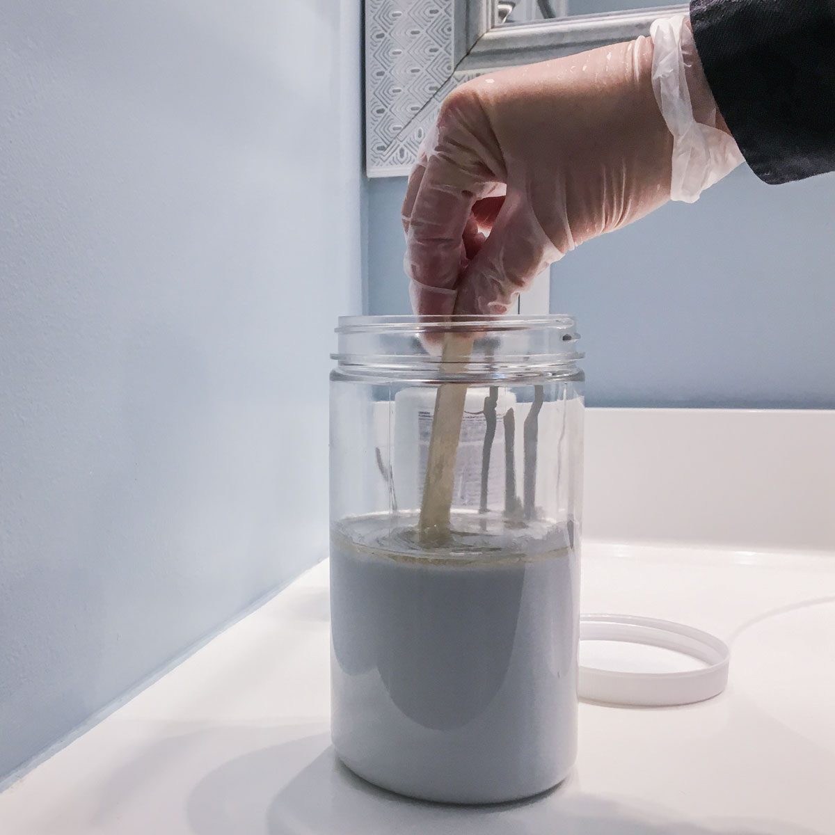 Mixing two-part Paint