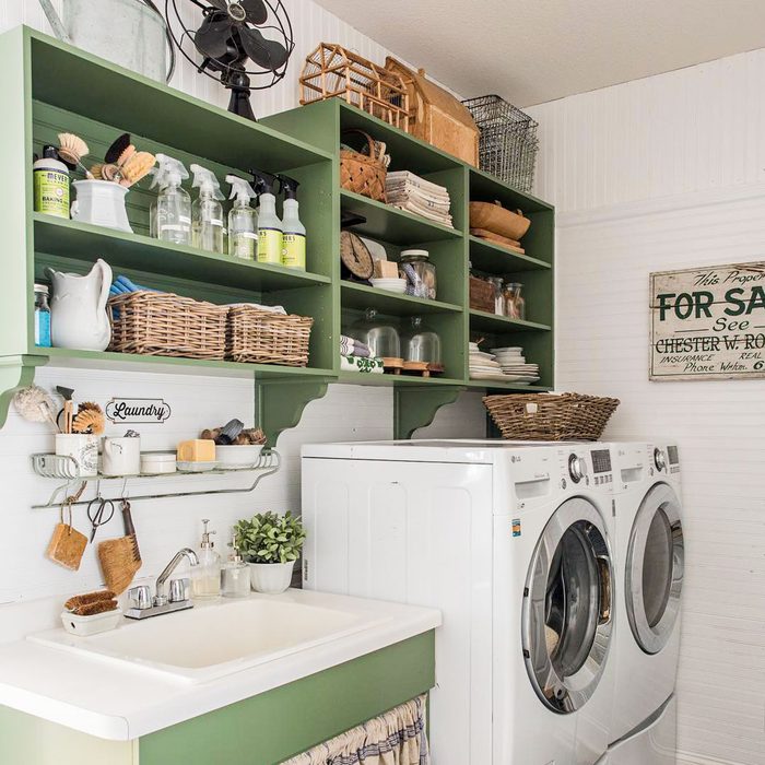 Fhm 10 Gorgeous Farmhouse Laundry Room Ideas Painted Shelves