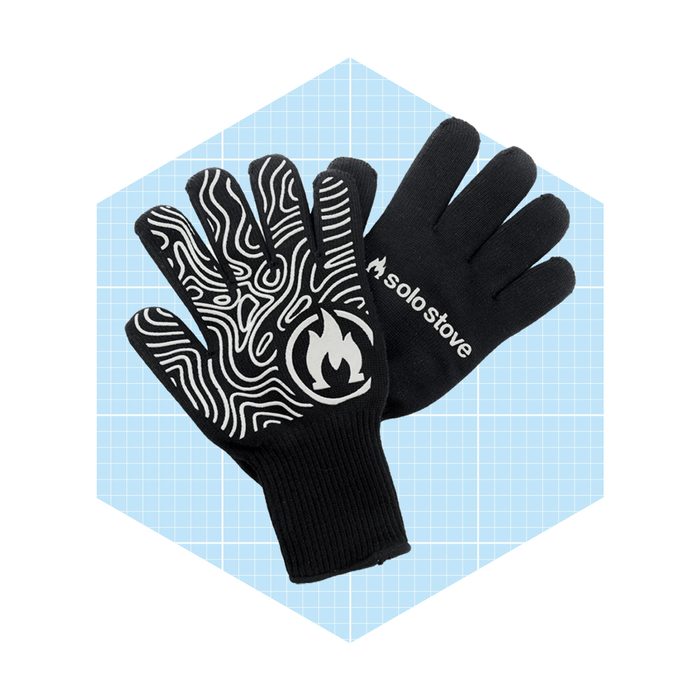 Solo Stove Gloves Ecomm Via Solostove.com