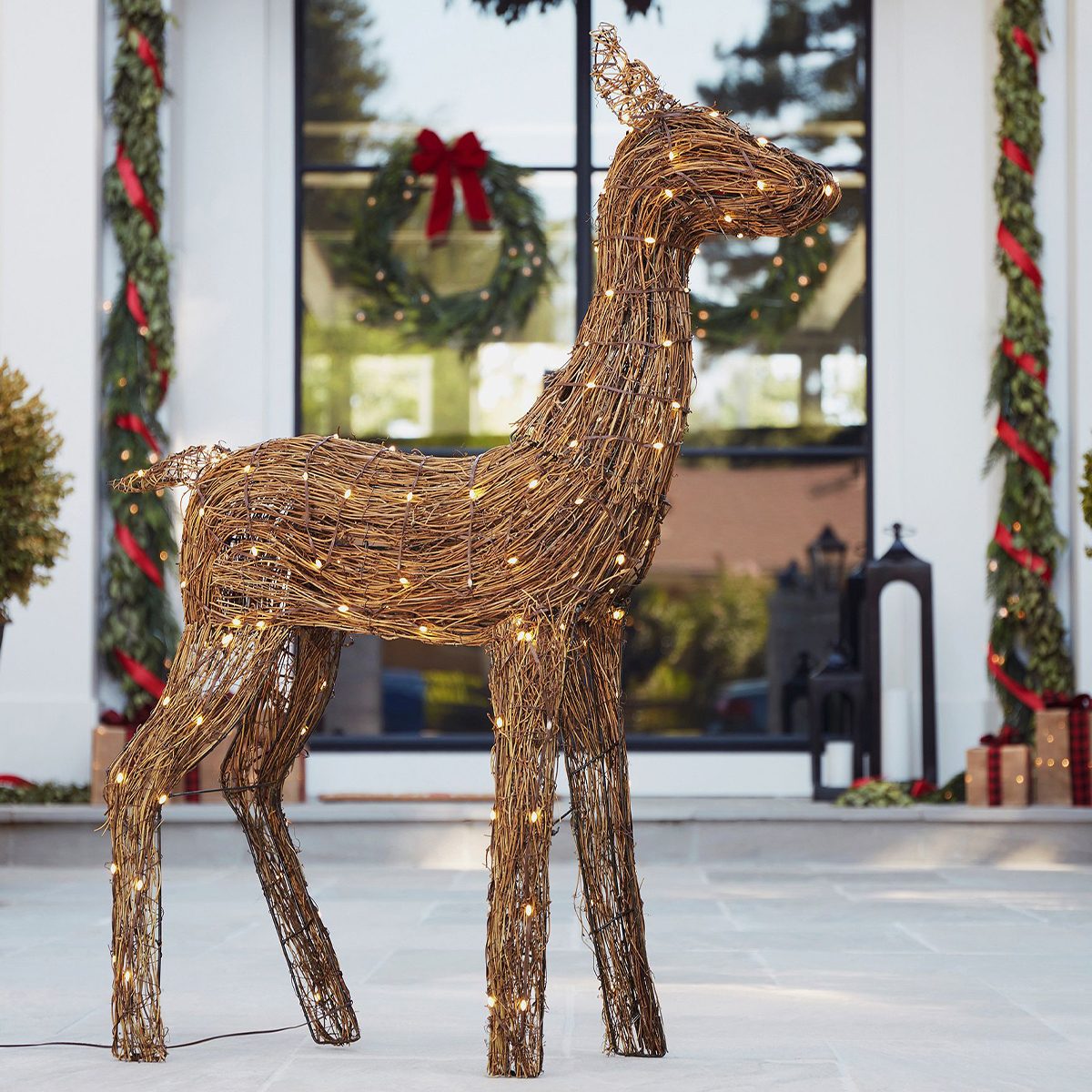 Twinkle Lights Rattan Deer