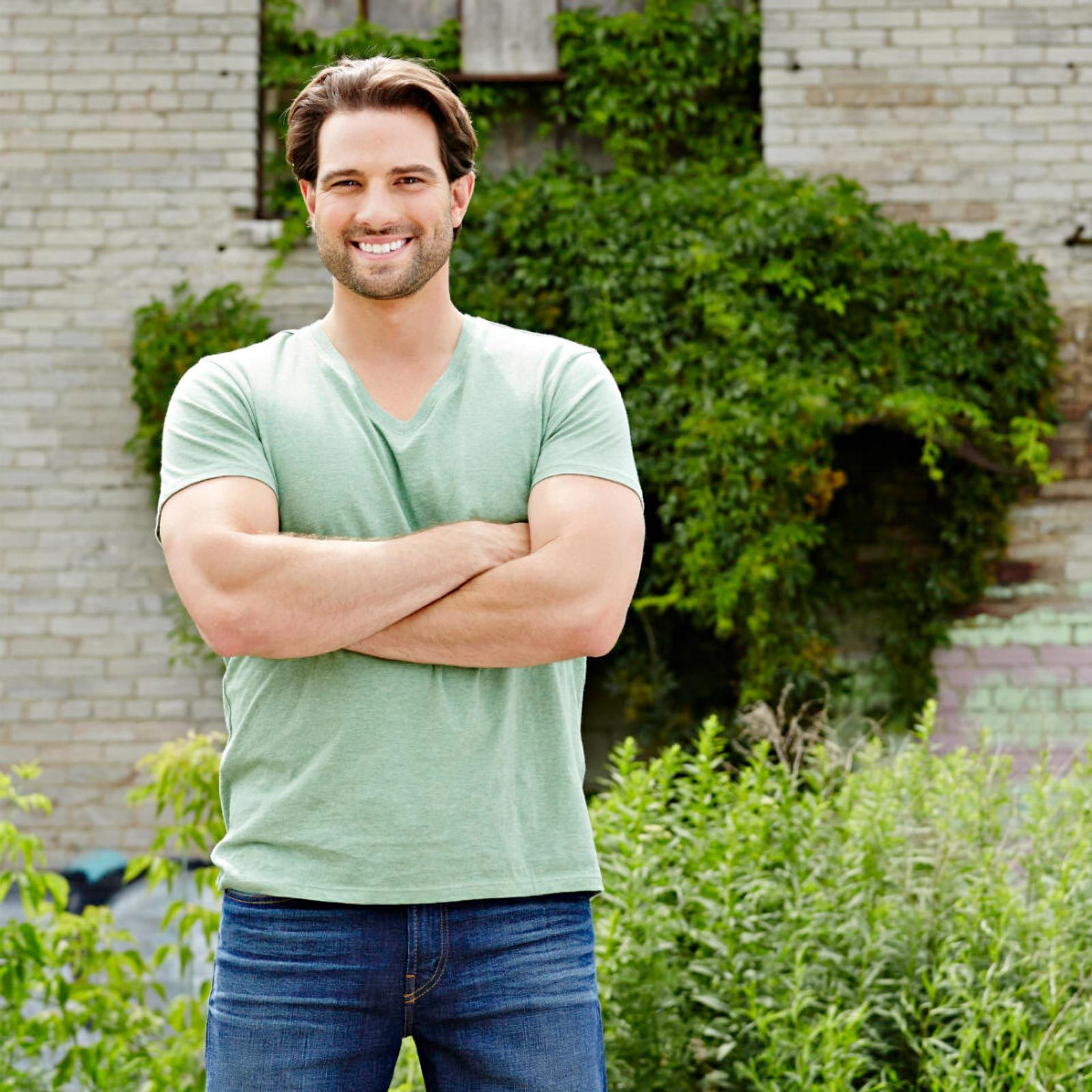 Scott McGillivray Makes His Debut on At Home with Family Handyman on ‘Income Property’