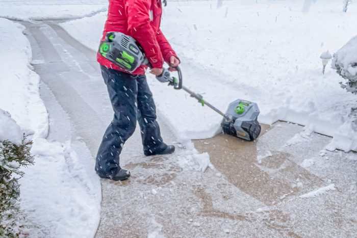 EGO Power+ Multi-Head Snow Shovel Kit