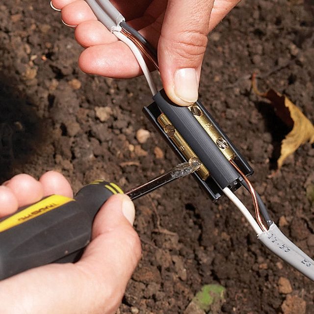 How To Splice Underground Wire Join The Wires