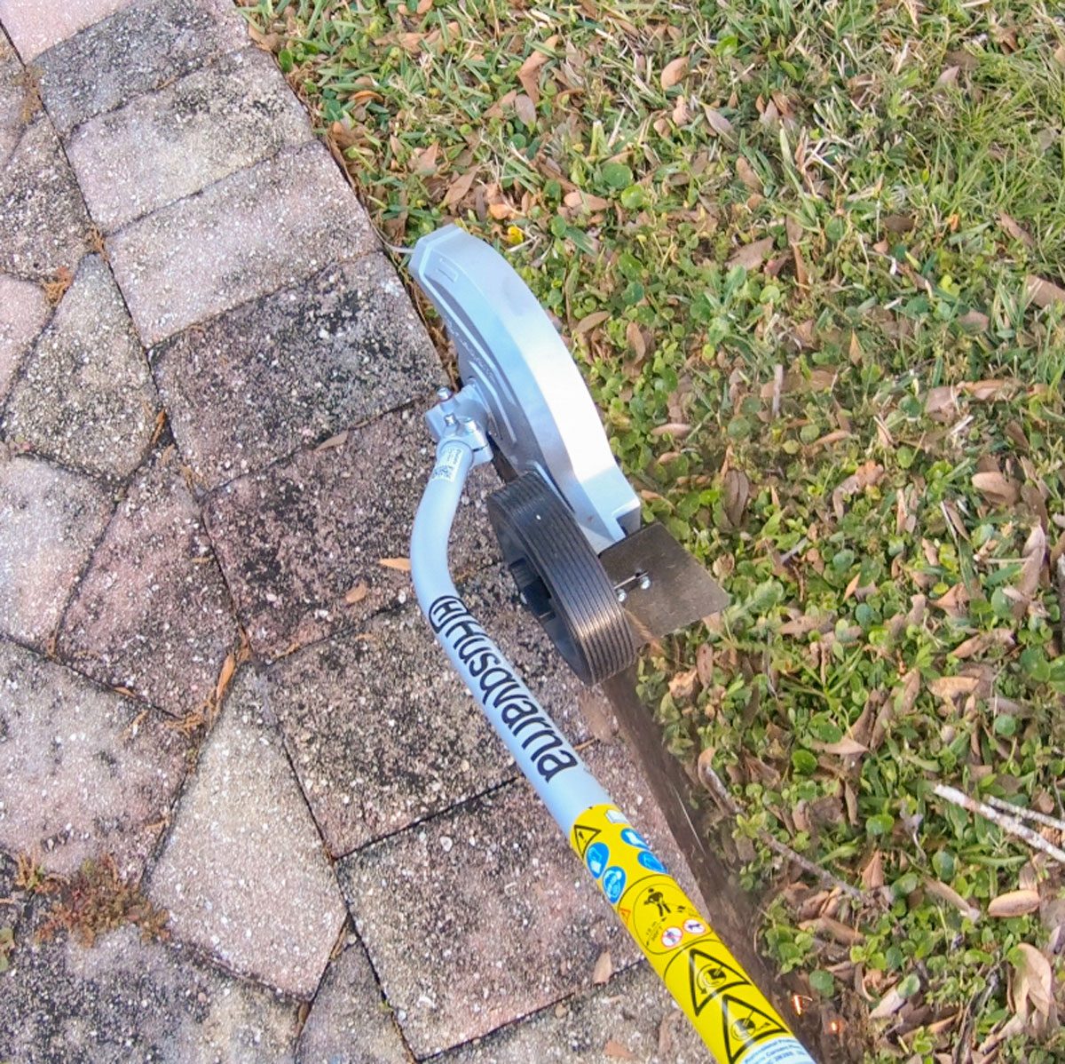 Husquvarna 330i Combi Edger