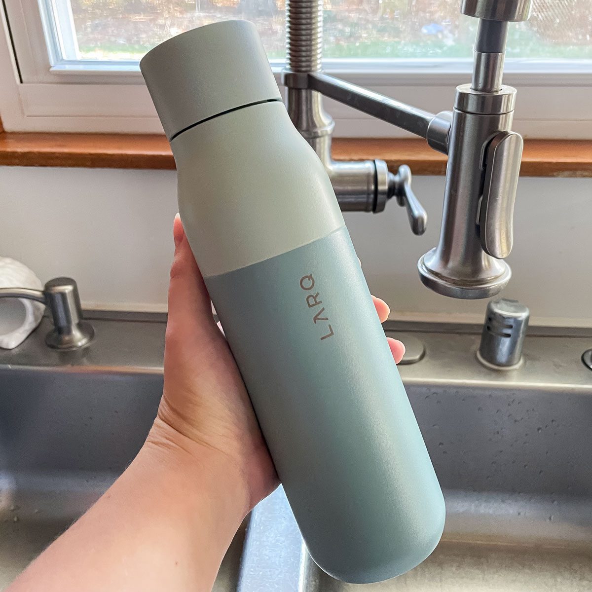 Larq Bottle Flip Top And Larq Bottle Purevis Cap