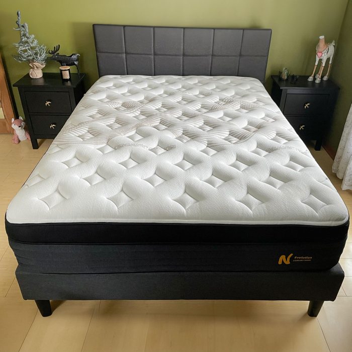 Fhma24 Nolah Mattress Review Katie Bandurski Img 0250 Msedit 06