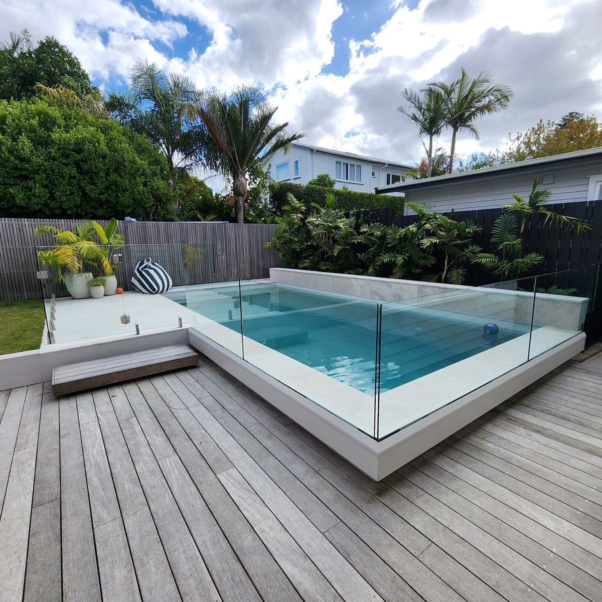 Glass Panel Pool Fence