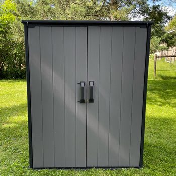 Keter Shed in backyard