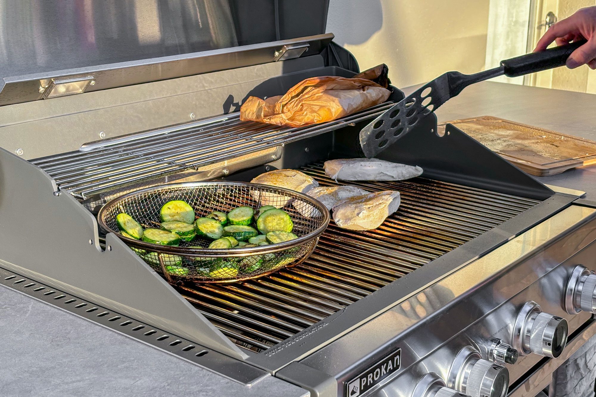 Pro Elite 5 Burner Liquid Propane Bbq Grill Island