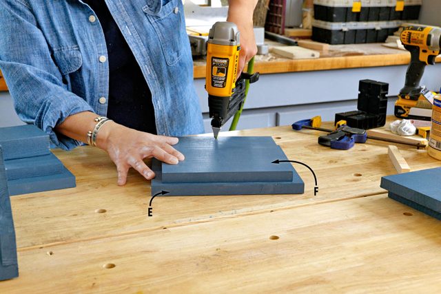 How To Make A Diy Hose Holder Fhmvs24 Pk 06 27 Diyhoseholder Step5 Otedit Callouts