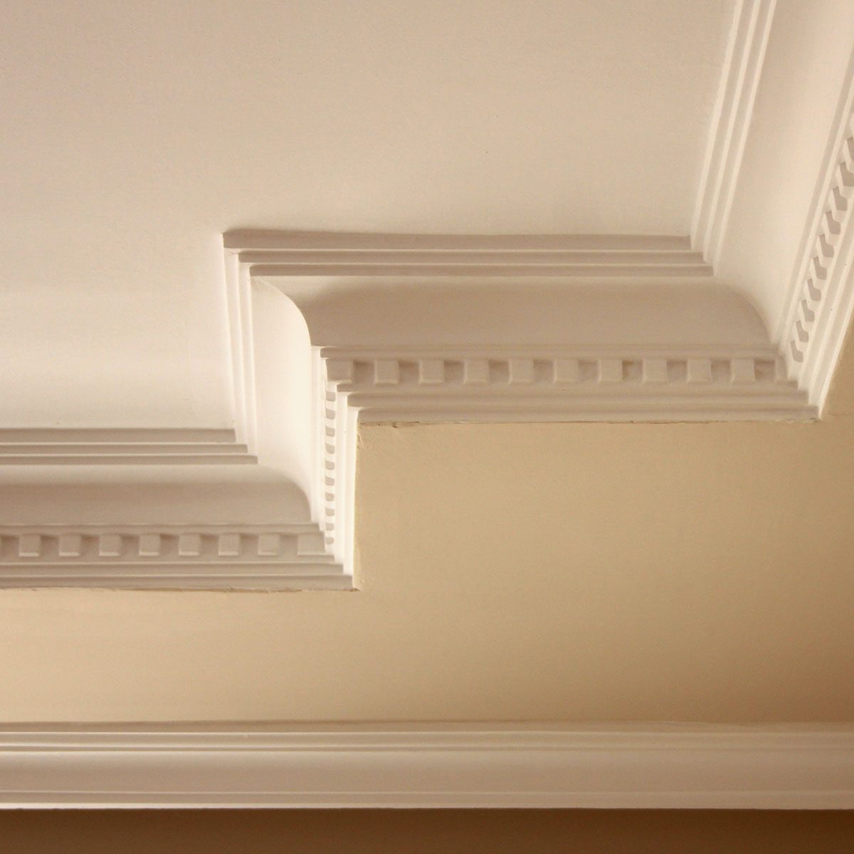 polystyrene crown molding